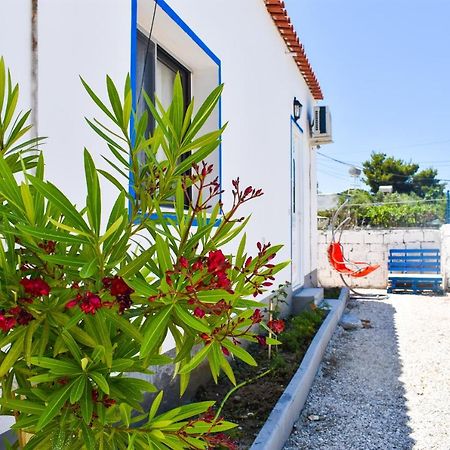 Troi Beach House Vlore Bagian luar foto