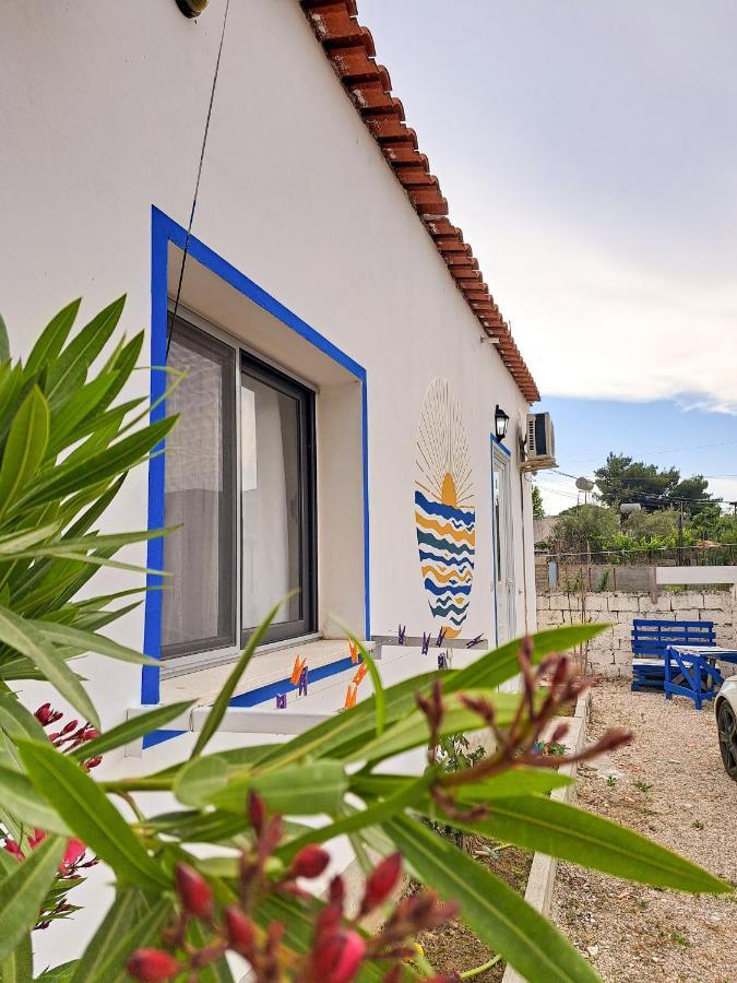 Troi Beach House Vlore Bagian luar foto