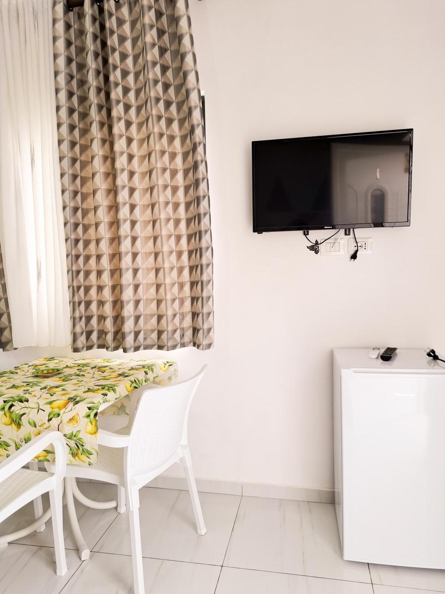 Troi Beach House Vlore Ruang foto